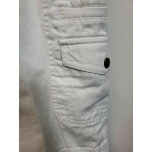 Rafaella White Cargo Style Shorts Cotton Size 14 Pockets inseam 6in - Picture 2 of 8